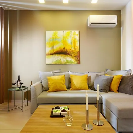 Armi Luxury In The Heart Of The דירה